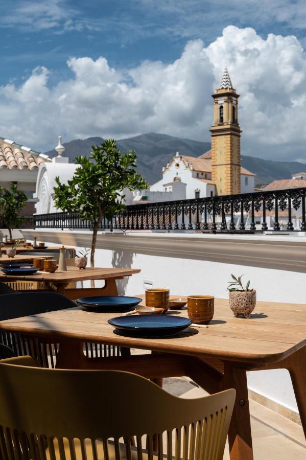 Hotel El Pilar Andalucia 에스테포나 외부 사진