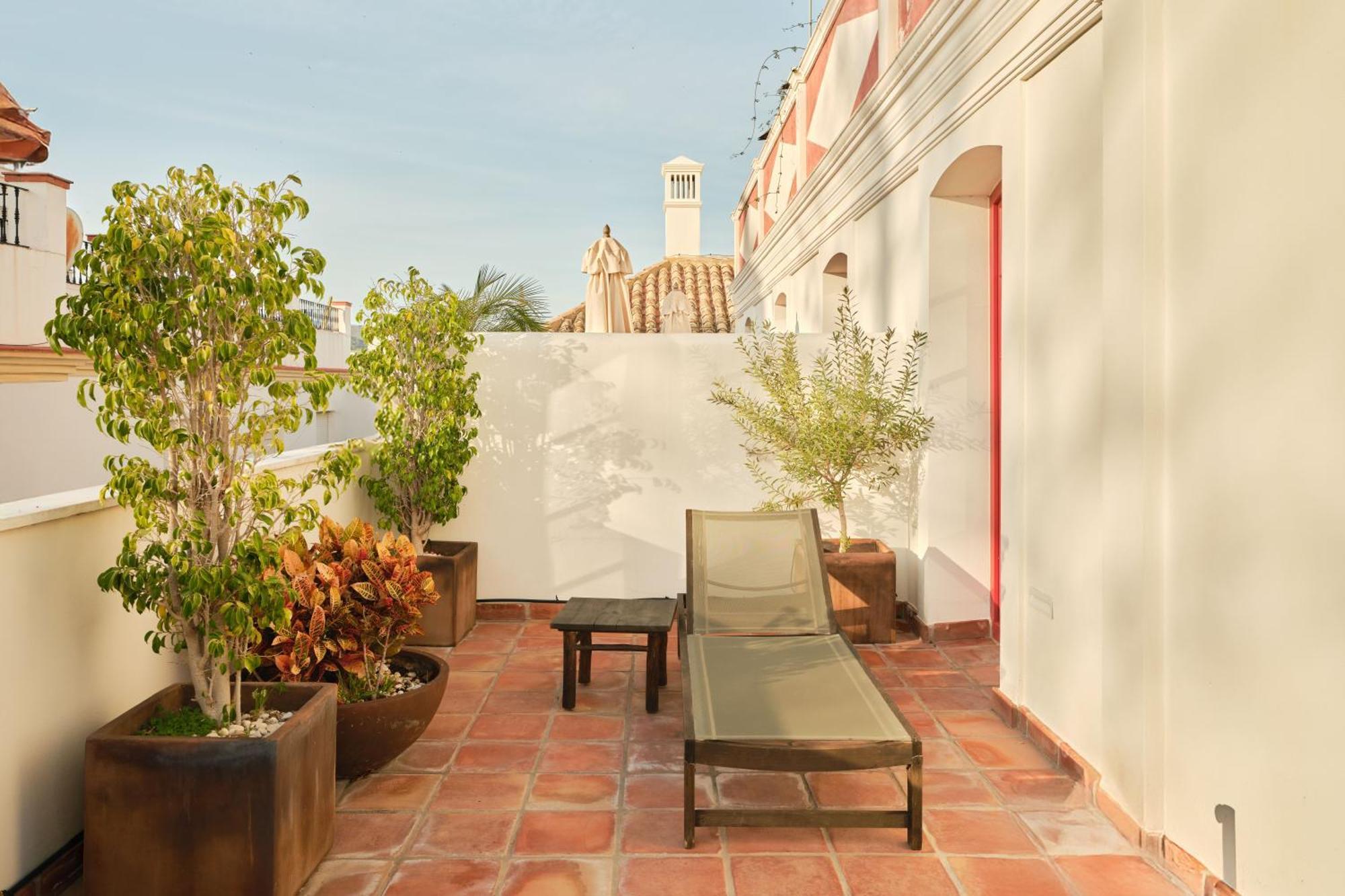 Hotel El Pilar Andalucia 에스테포나 외부 사진